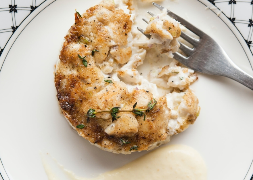 Simple Crab Cake Scaled 880x625 Acf Cropped